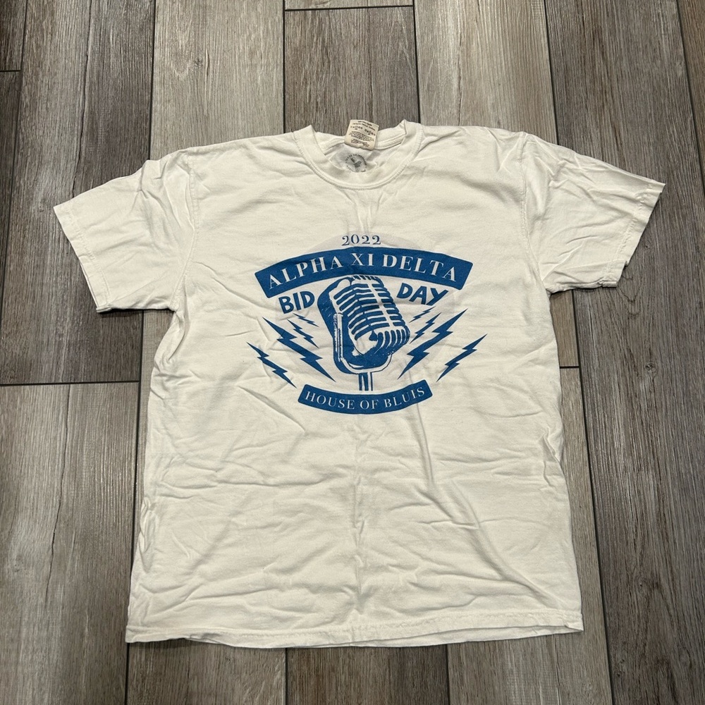 White Alpha Xi Delta t-shirt